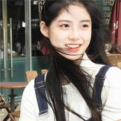 易烊千玺明星照片