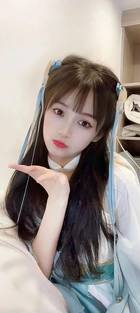 易烊千玺明星照片